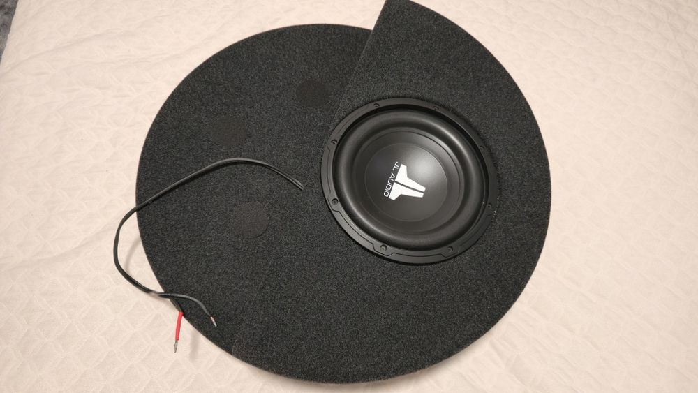 Subwoofer BMW e46 touring kombi JL Audio 10W0v3
