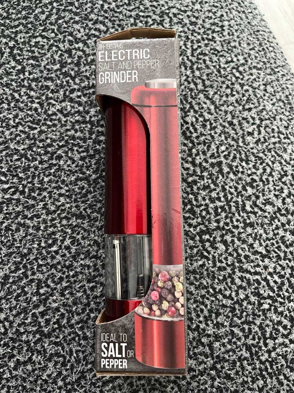 Młynek do pieprzu i soli elektryczny Burgundy Metallic Line BH-190