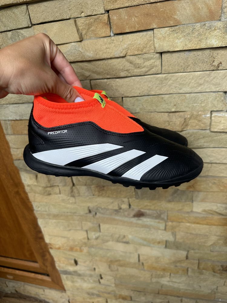 Сороконіжки Adidas
