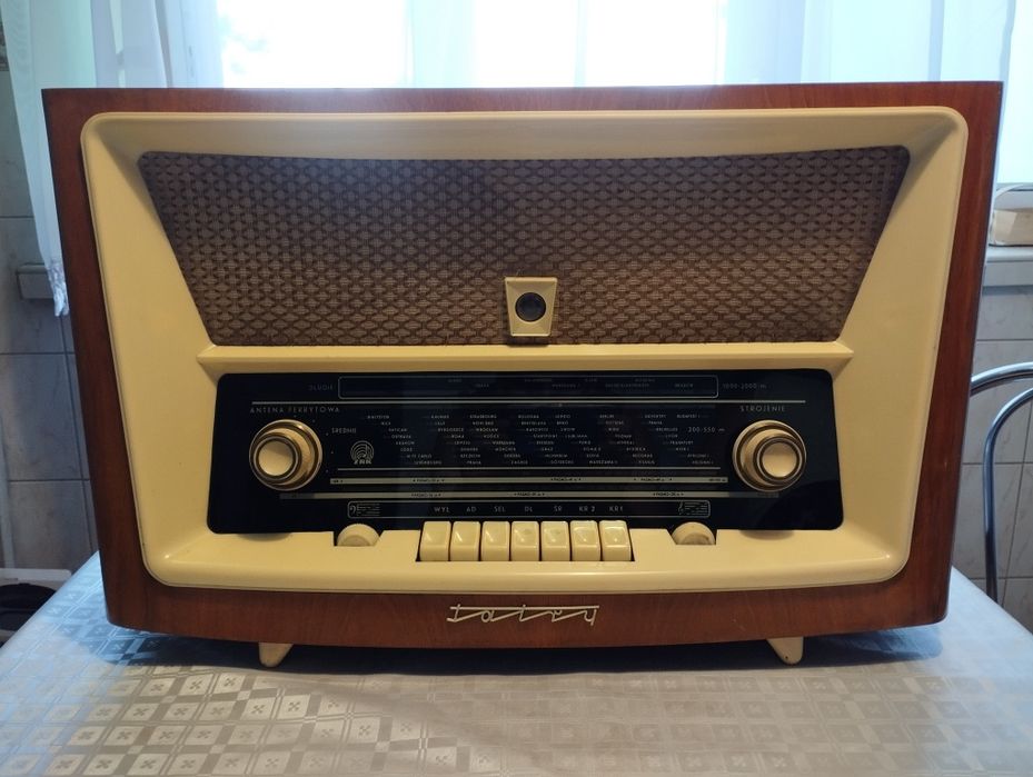 Radio lampowe ZRK Tatry 3281