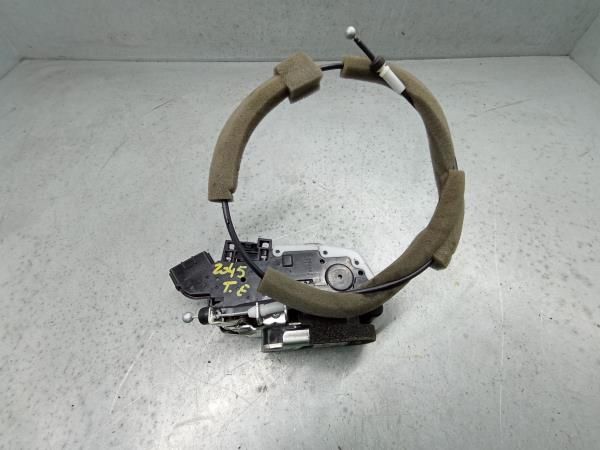 Fechadura / fecho porta trás esquerdo NISSAN X-Trail (T32)