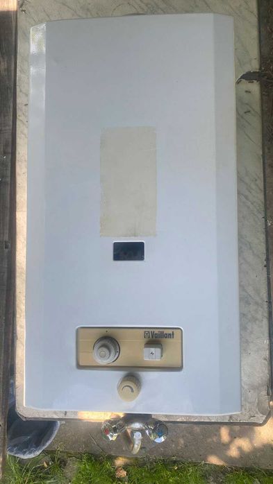 Газова колонка  Vaillant .