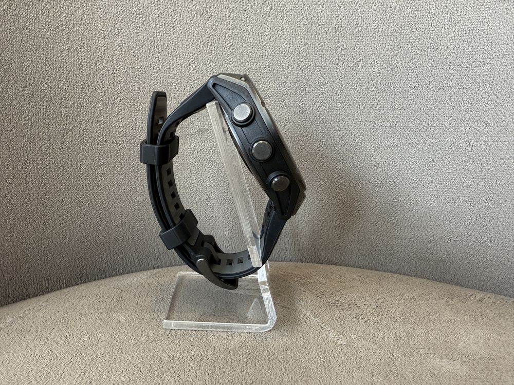 Garmin Fenix 8 47 mm AMOLED Carbon Gray