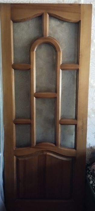 Продам міжкімнатні двері нові 0.8х2.0