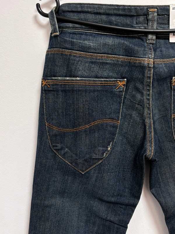 Spodnie damskie jeansowe Lee Amy W24 L31 ciemne klasyczne slim fit