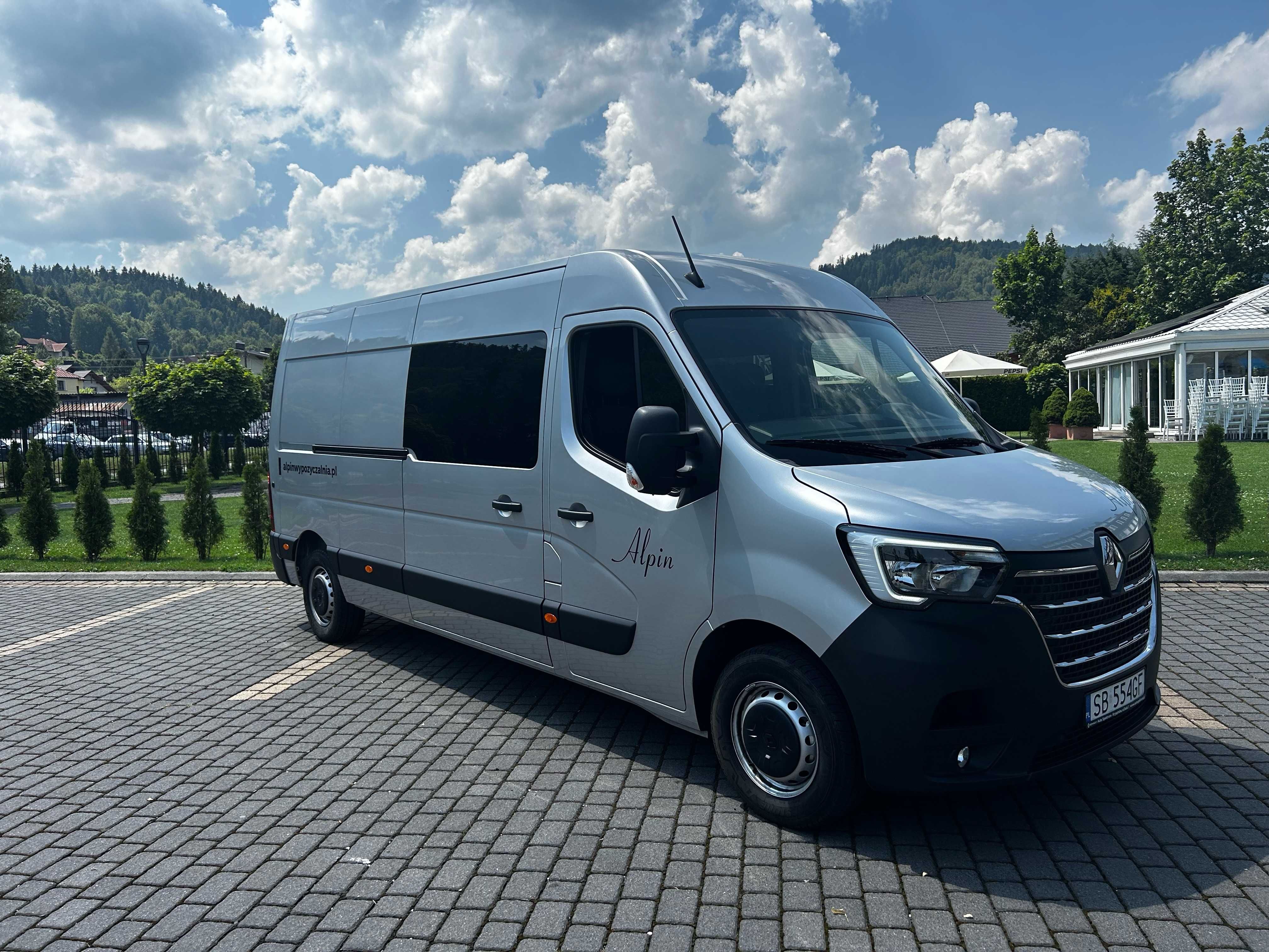 Wynajem busa Wypożyczalnia busów osobowych Renault Master 240 zł doba