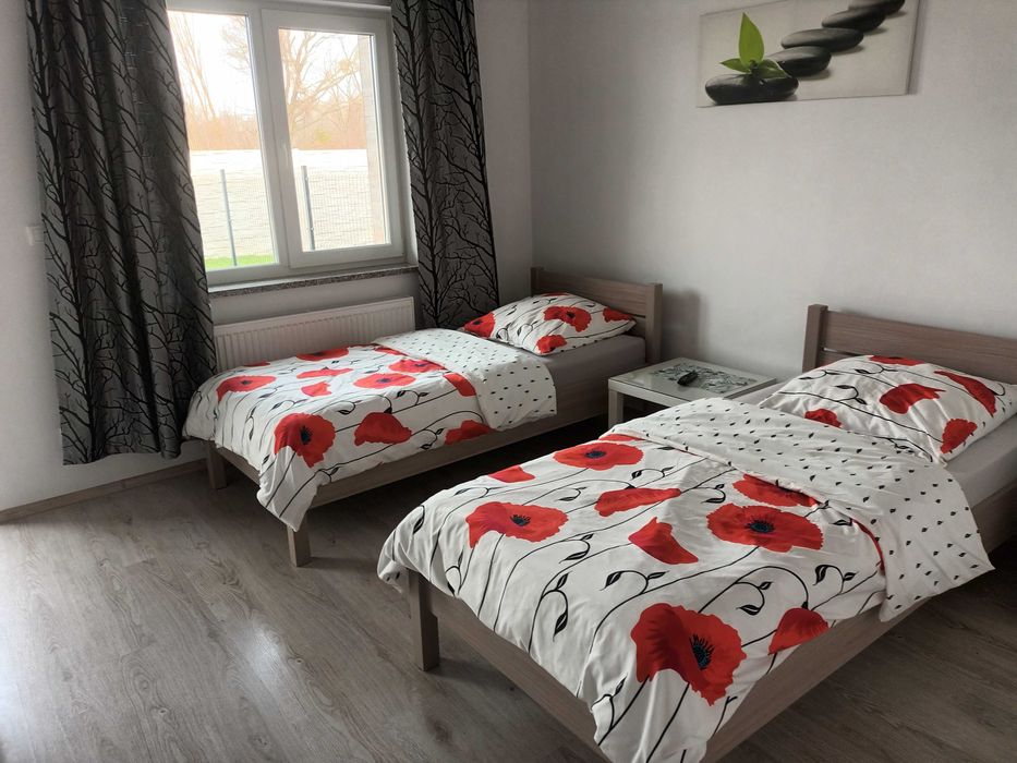 NOCLEGI POKOJE MIESZKANIE APARTAMENT dla firm i kadr kierowniczych