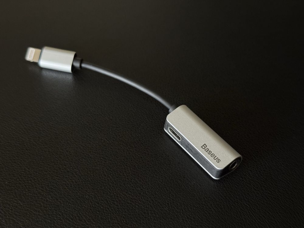 Baseus L32 przejściówka Lightning na mini jack 3.5mm+ładowanie adapter