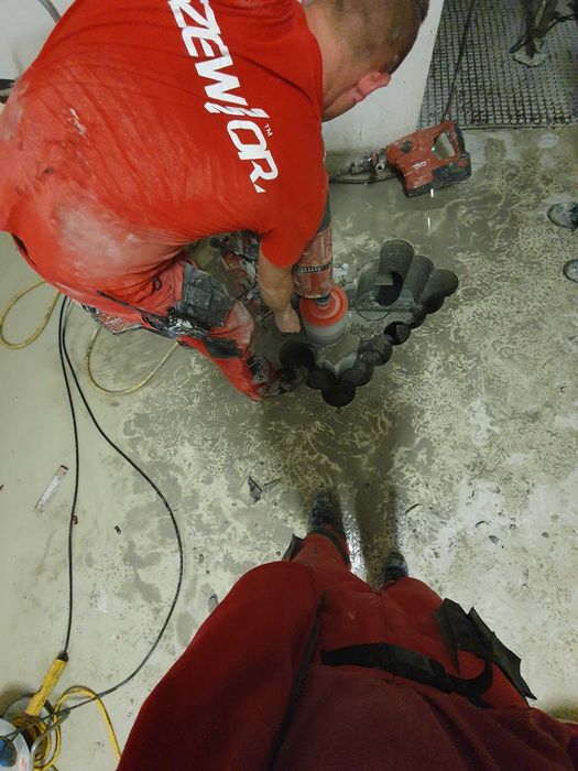 Wiercenie otworów w betonie wycinanie cięcie kucie betonu ścian