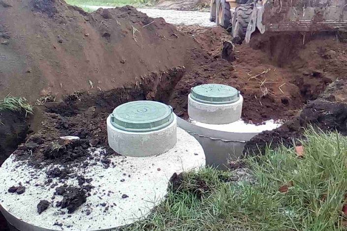 Доставка та копка септиків з кілець, монтаж 7/10/12/15 куб.