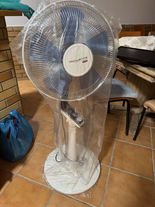 Ventoinha rowenta pouco usada