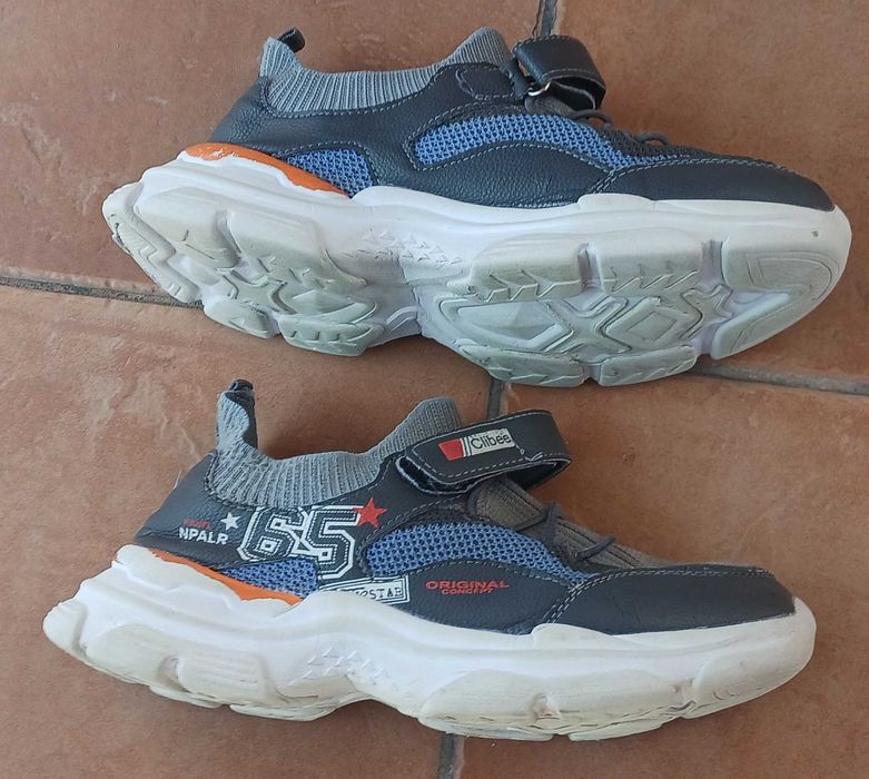 Buty chłopięce sportowe Clibee, rozmiar 37 (długość wewnątrz 22 cm)