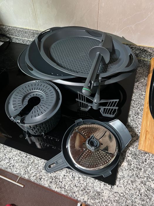 Bimby Noir TM6- como nova com garantia