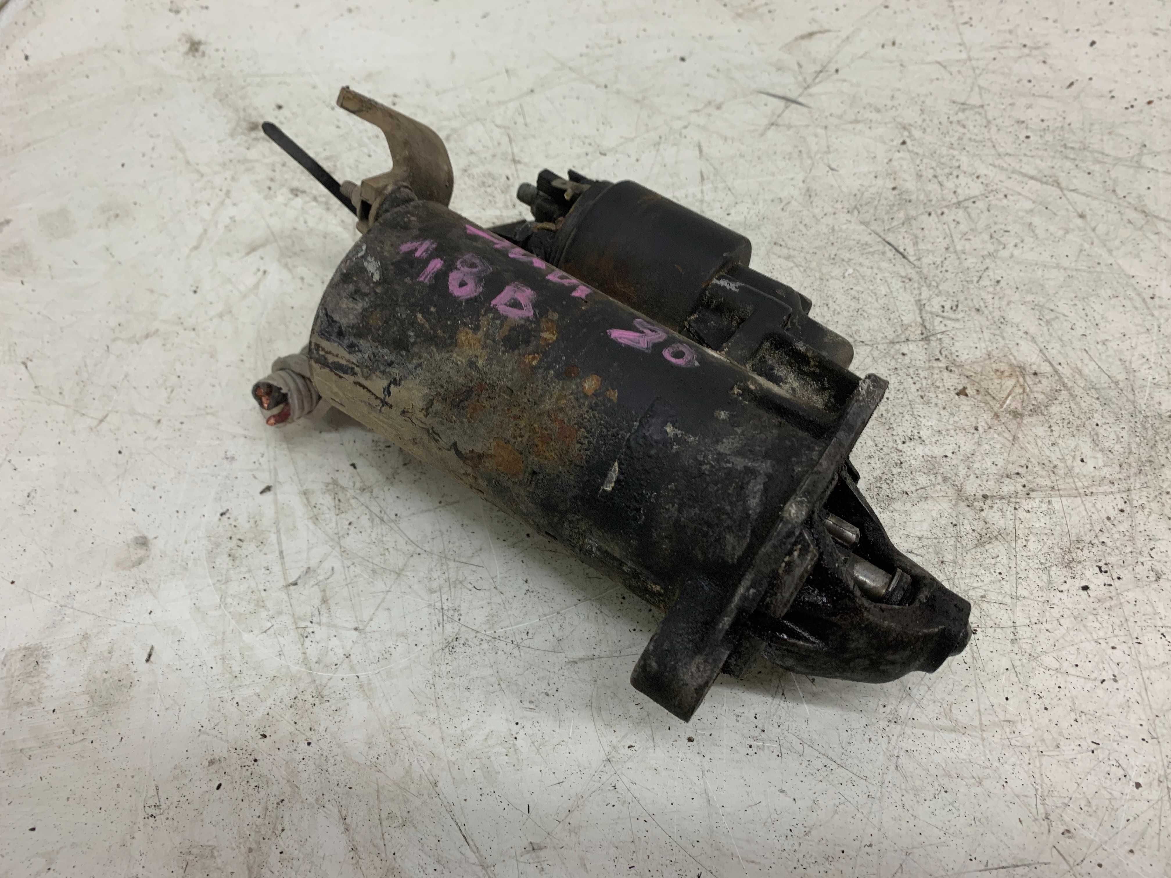 Audi 80 A4 B5 1.6B 1.8B Vw Passat B5 1.8 Rozrusznik Starter