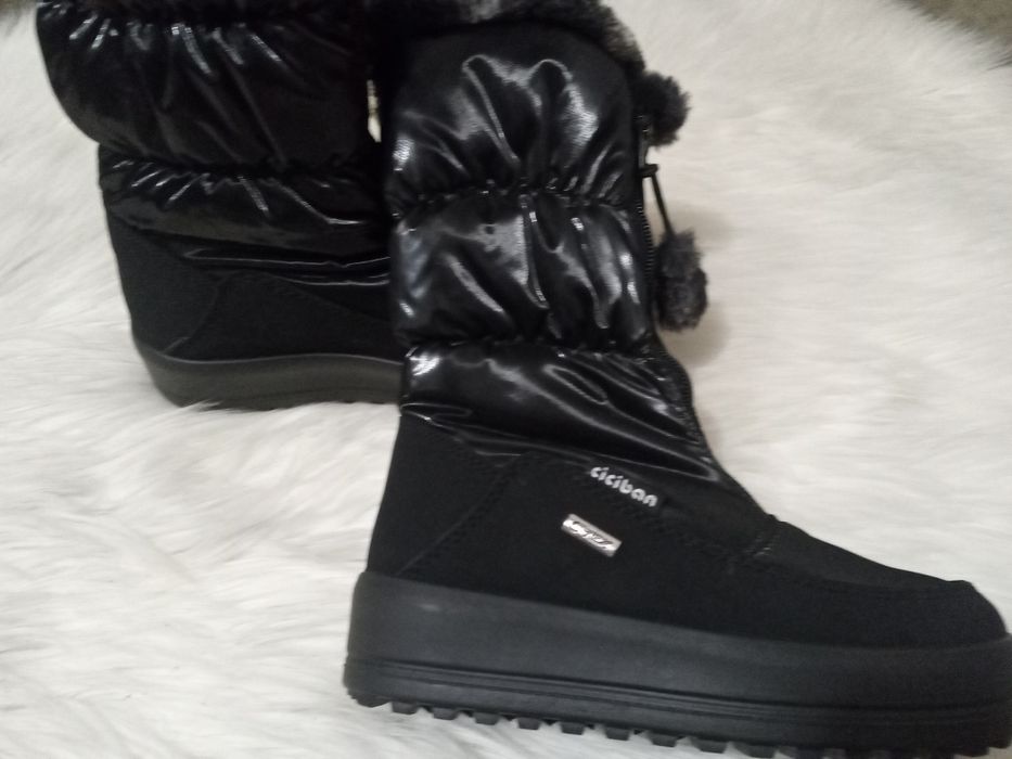 Зимові ботінки для дівчинки 34р,35р