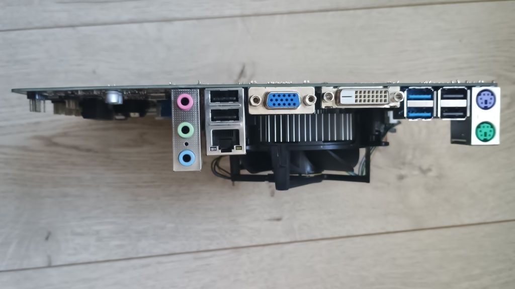 Мат.плата h81m+i3 4150