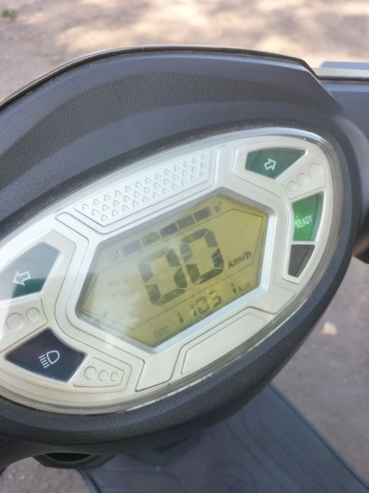 Продаю электроскутер Аіma Tecn