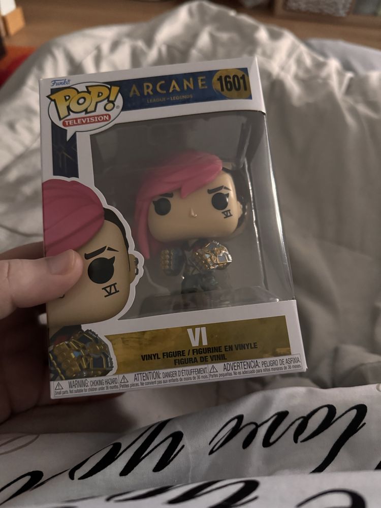 Pack funko pop JINX e VI novos nunca abertos