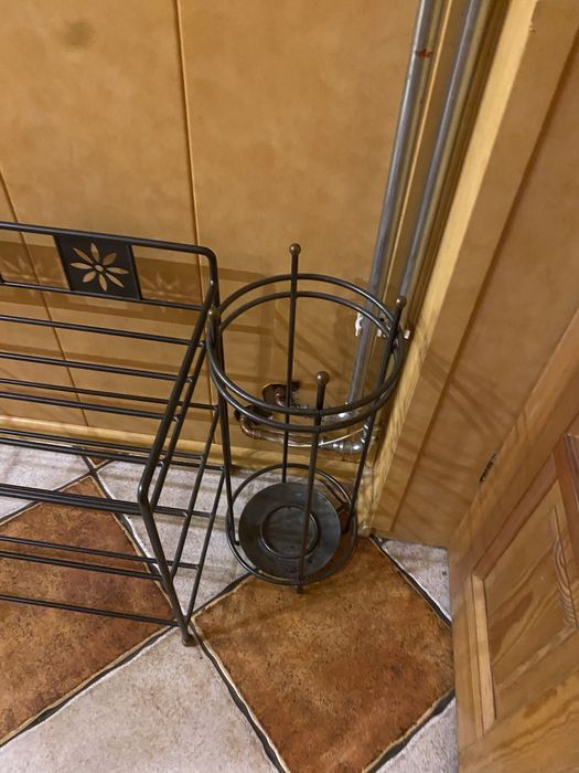 Metalowy zestaw do przedpokoju szafka na buty wieszak puf 3 szt vintag