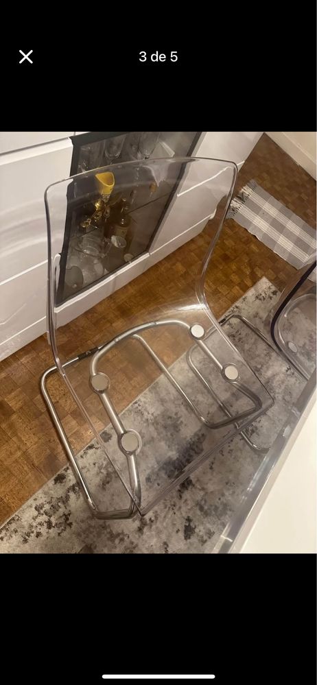 Vendo mesa e 4 cadeiras