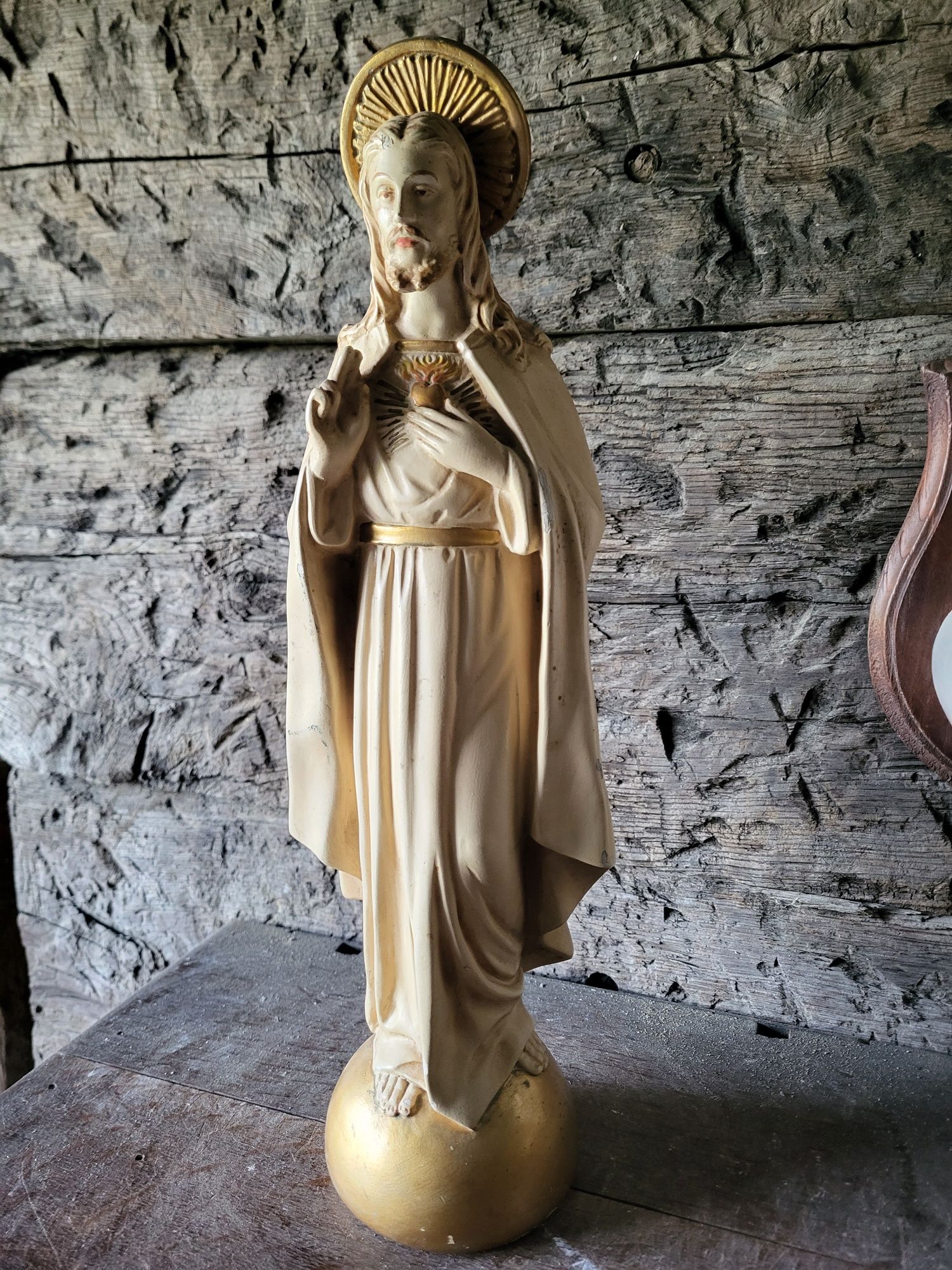 Sygnowana figura Pan Jezus Najświętsze Serce