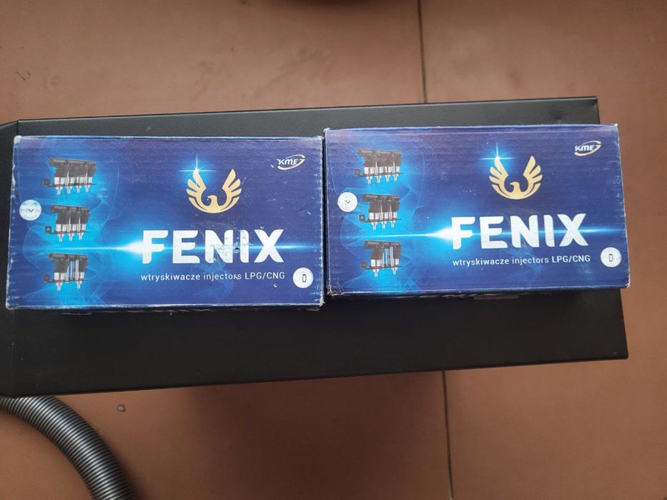 Форсунки КМЕ Fenix в рейці на 3 цил.