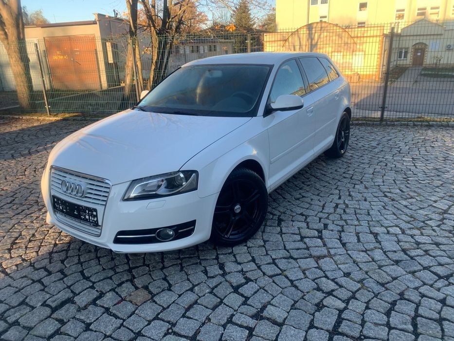 Audi A3 Sportback 2 reka sprowadzony model 2011 rok