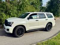 Toyota Sequoia Toyota Sequoia 5,7 386HP Land Cruiser