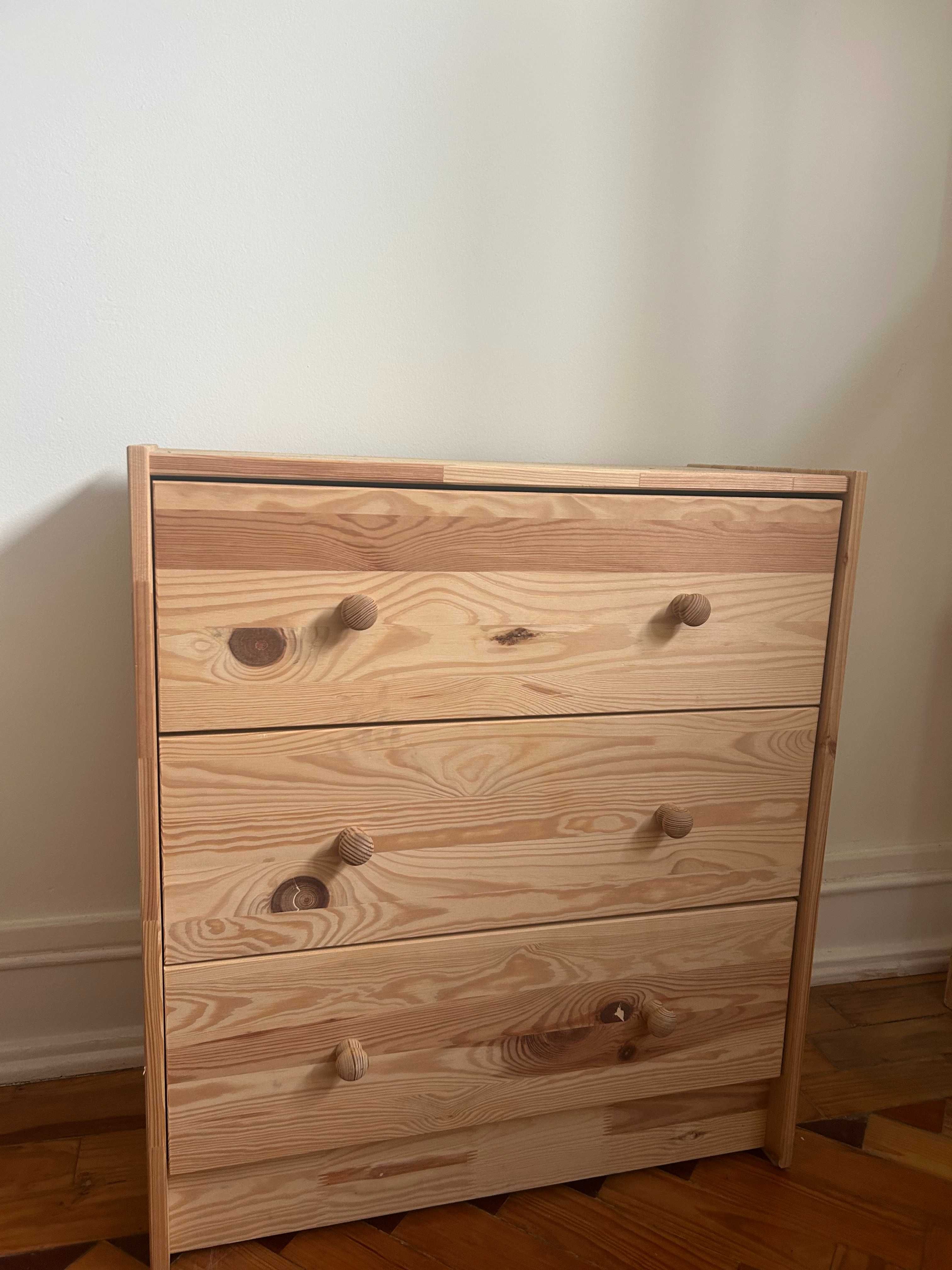 Cómoda + Estante IKEA
