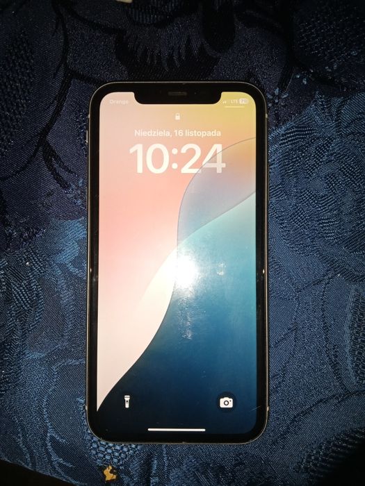 iPhone 11 pudełko w zestawie