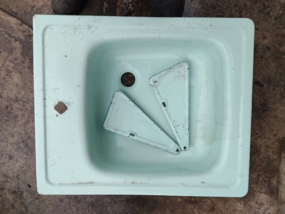 Продам раковину умывальник