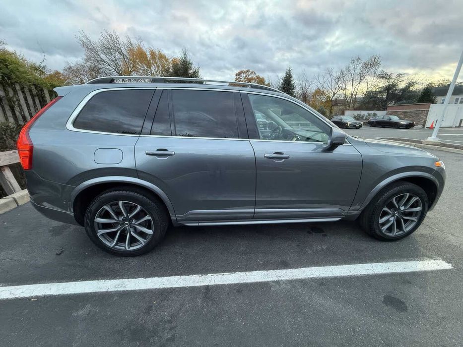 Volvo XC90 T6 Momentum      2018