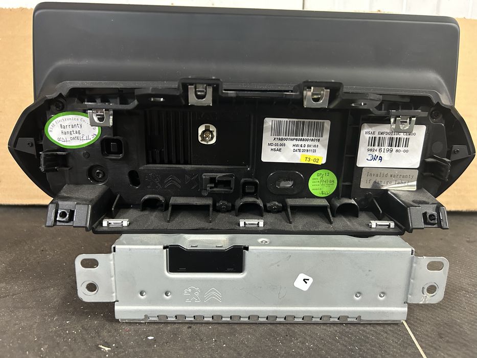 Radio Nac peugeot 208 de 2021