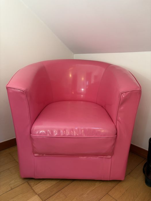 Cadeirão Cor-de-Rosa