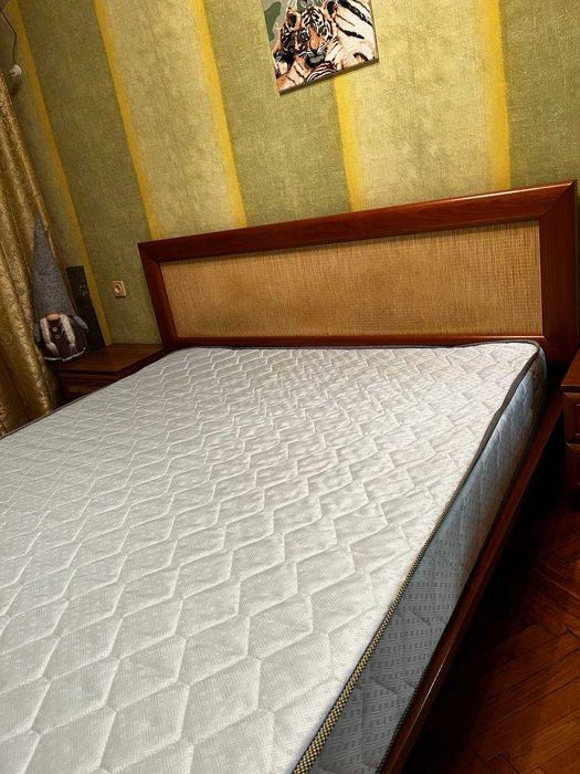 Продам меблі для спальні