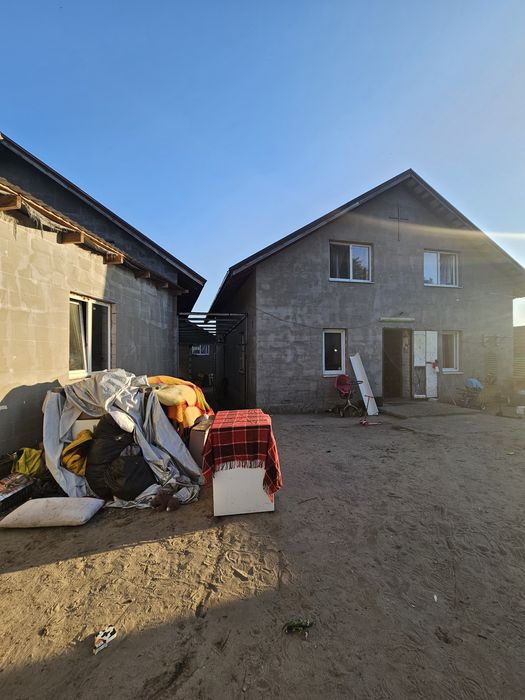 Сдам большой дом можно всем р-н Калиновая