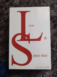 Poezja w języku angielskim Love and Space Dust David Jones