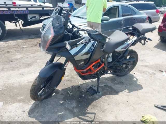 2020 KTM 1290 SUPER Adventure S