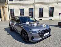 Wynajem Audi E-Tron 55 na Ślub – Nowoczesny Elektryczny SUV