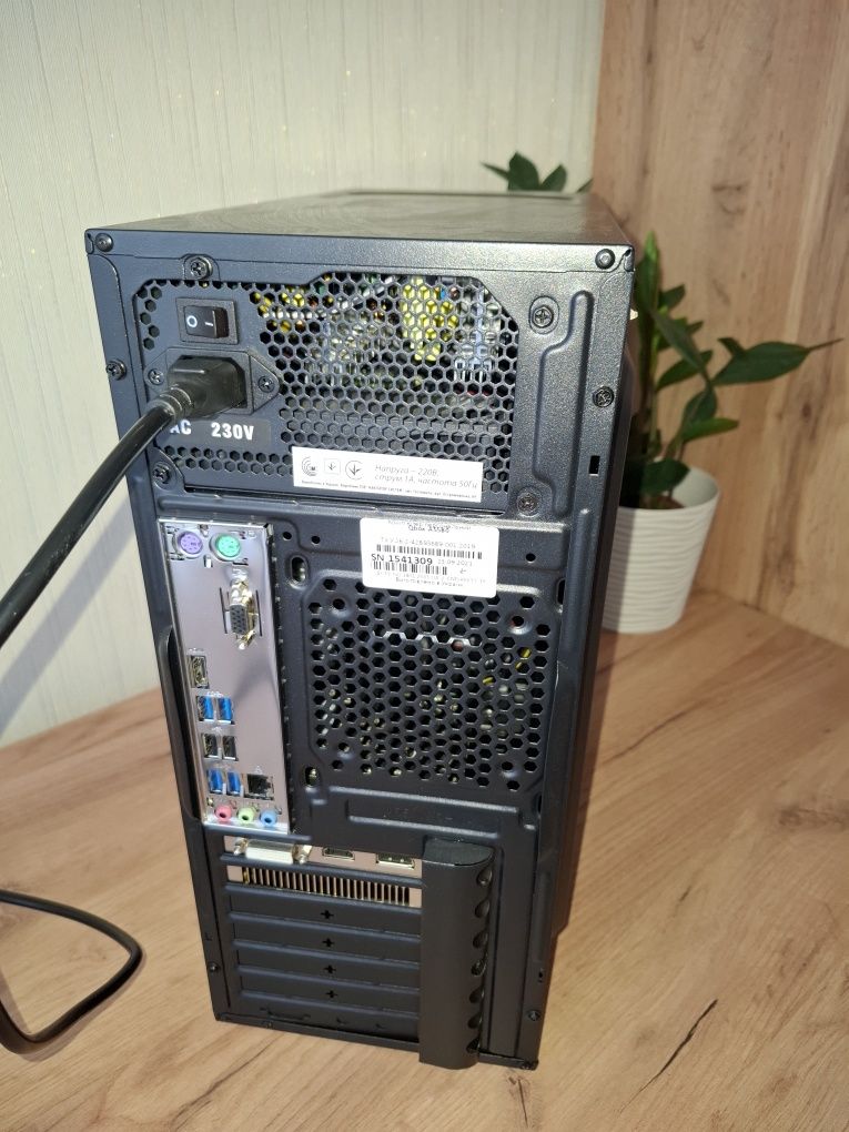 ПК. PC. Системний блок.Проц 3,5 Гц.ОЗУ  16ГБ. Відеокарт 4ГБ. SSD HDD