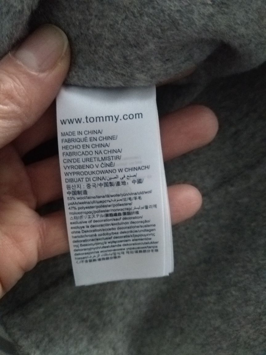 Płaszcz Tommy Hilfiger nowy, r. M, 53% wełny