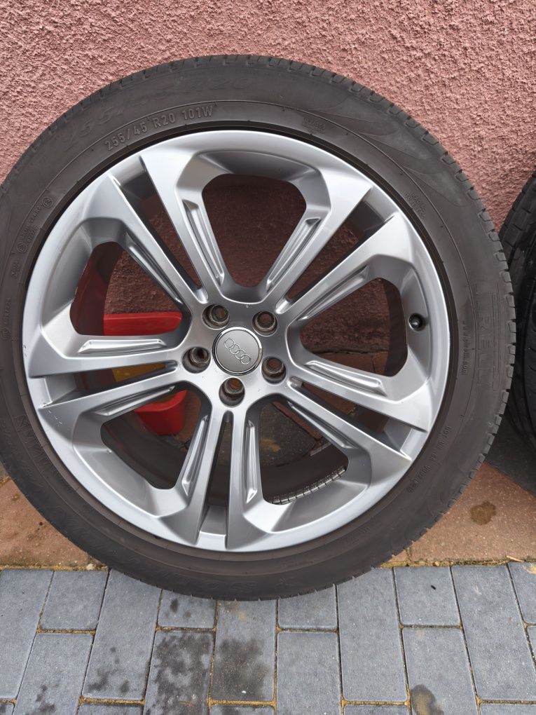 Koła Audi Q5 20 opony Pirelli-oryginalne
