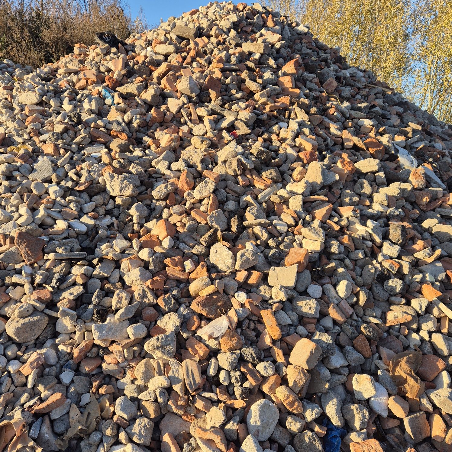 Gruz ceglano betonowy kruszywo transport