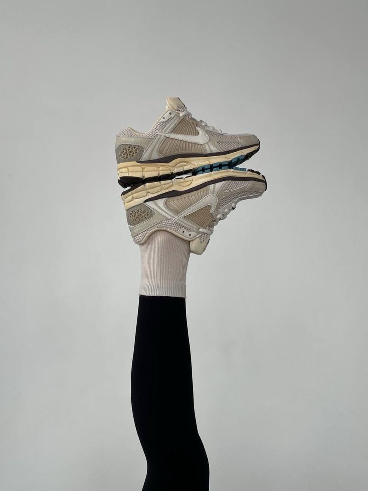 Nike Vomero 5 Oatmeal