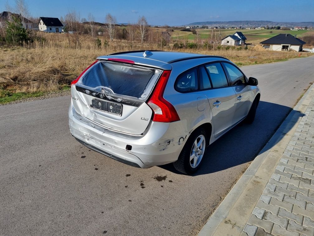 Volvo V60 2.0D 2018R SERWIS 114.000 KM KIELCE