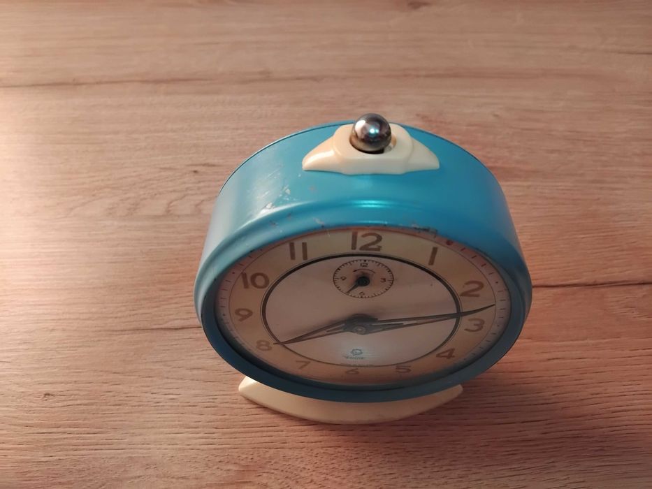 Poltik budzik polski zegar ponad 50 letni sprawny