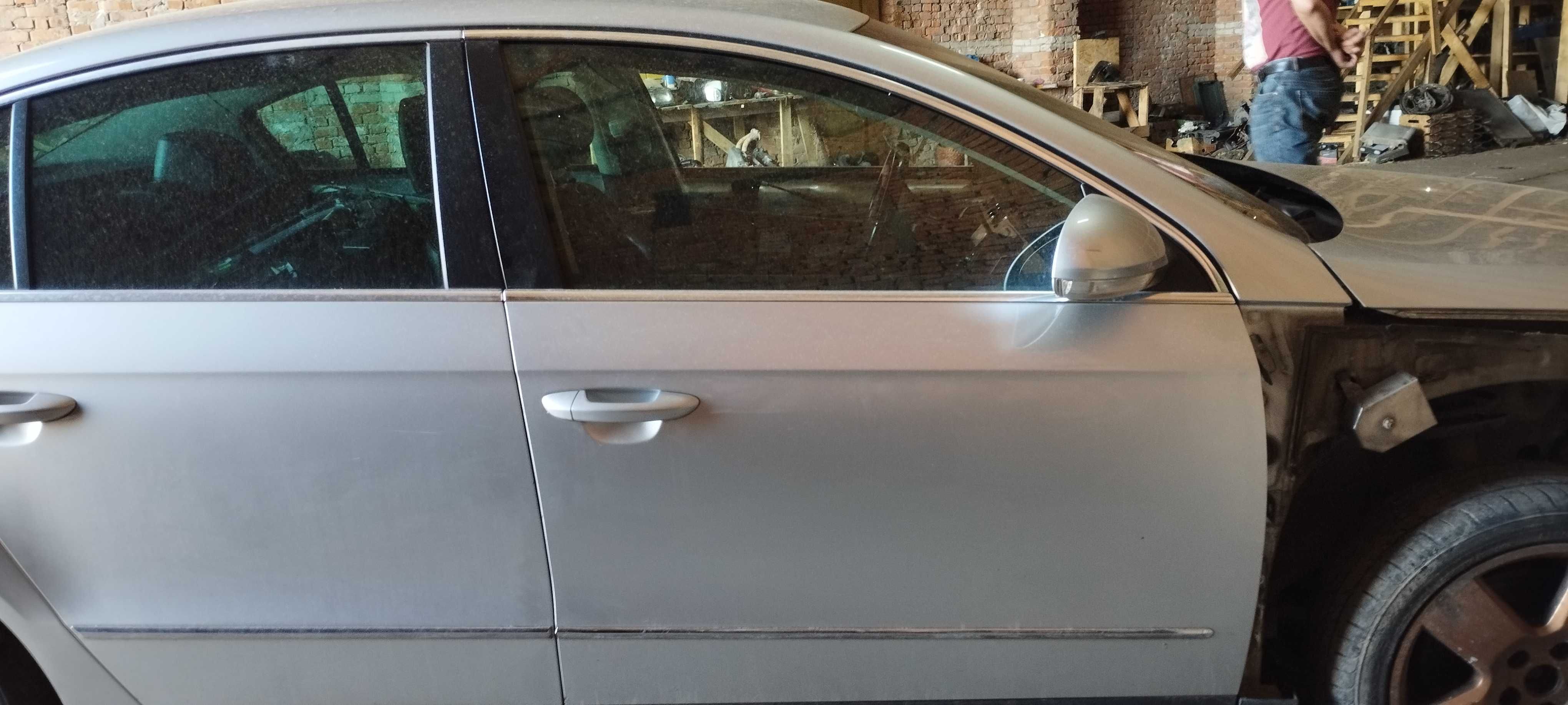 Двері дверка зад права Volkswagen passat b6 LA7W пасат б6 з розборки