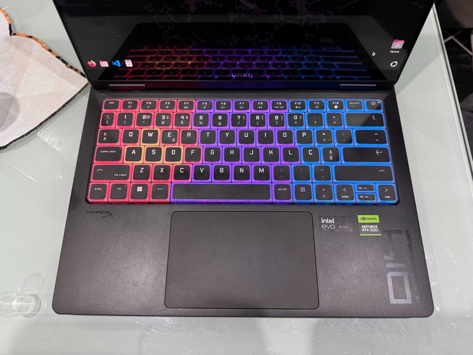 HP Omen Transcend 14-fb0008np