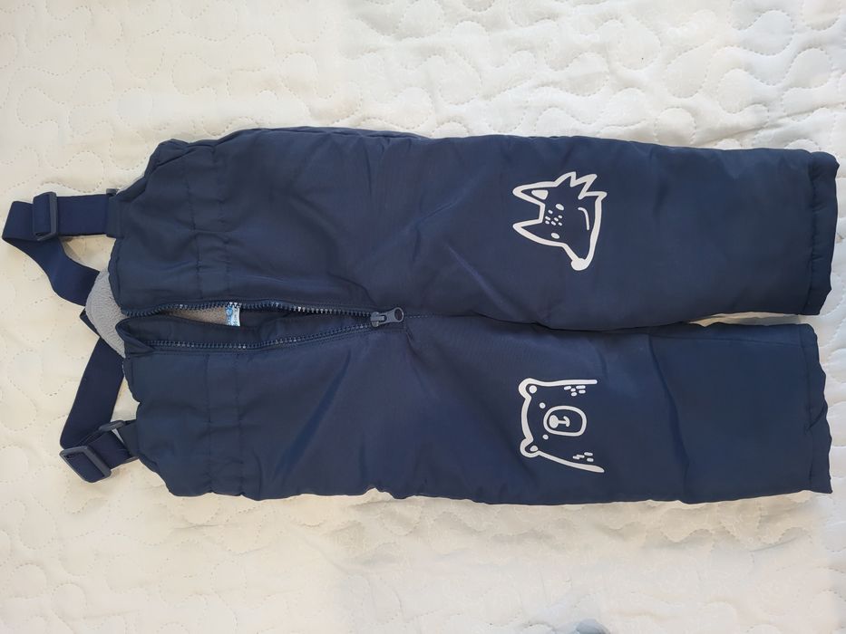 Продам зимний комбинезон на рост 86 см