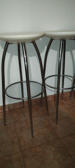 Bancos altos  usados